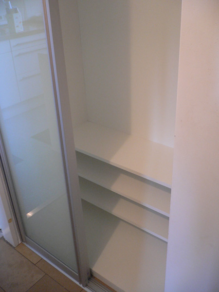 Mehr über den Artikel erfahren Garderobe
